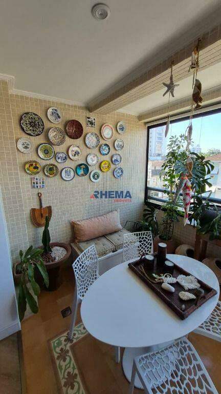 Apartamento à venda no Embaré: 