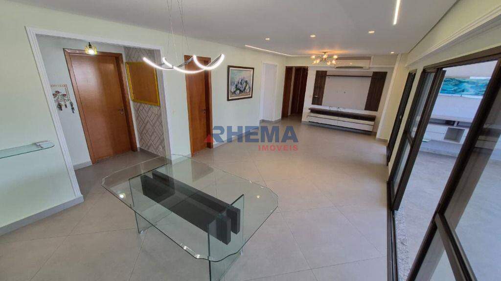 Apartamento à venda no Ponta da Praia: 