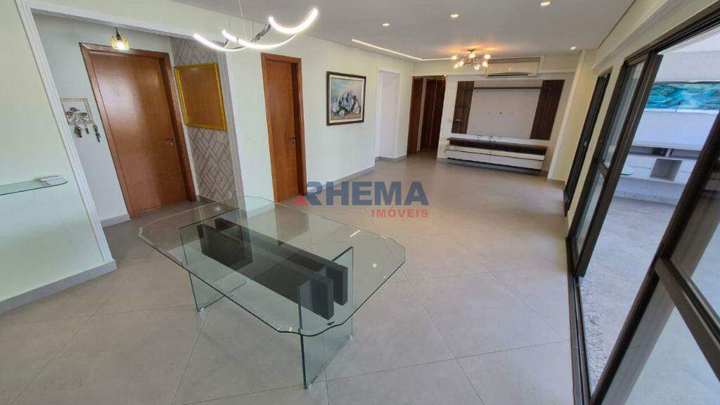 Apartamento à venda no Ponta da Praia: 
