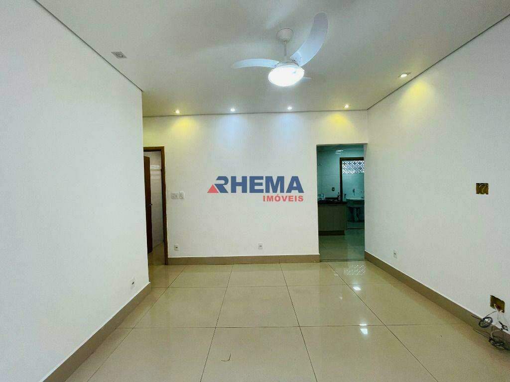 Apartamento à venda no Embaré: 