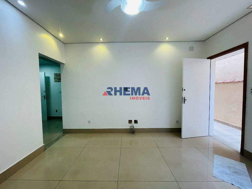 Apartamento à venda no Embaré: 