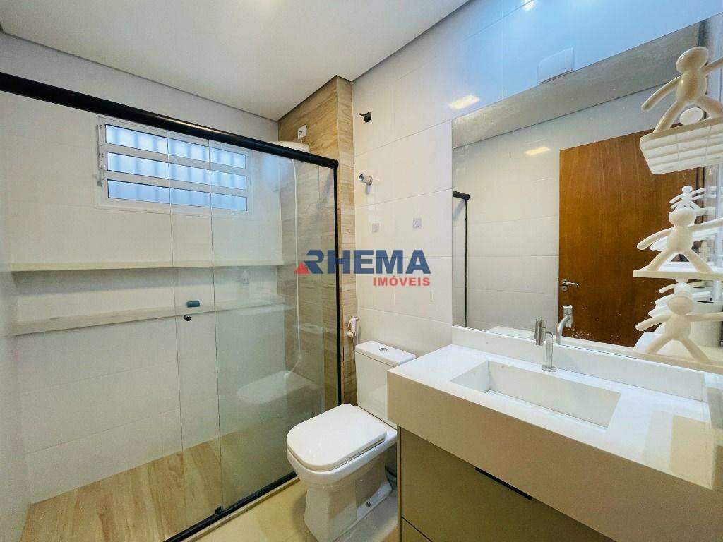 Apartamento à venda no Embaré: 