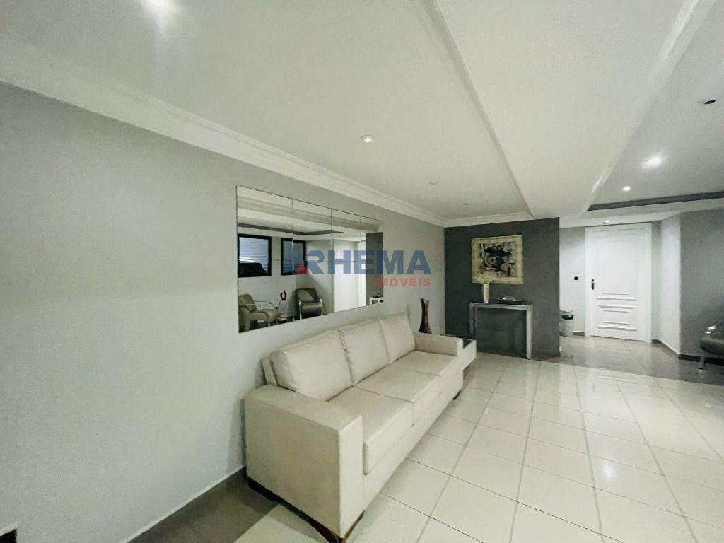 Apartamento à venda no Ponta da Praia: 