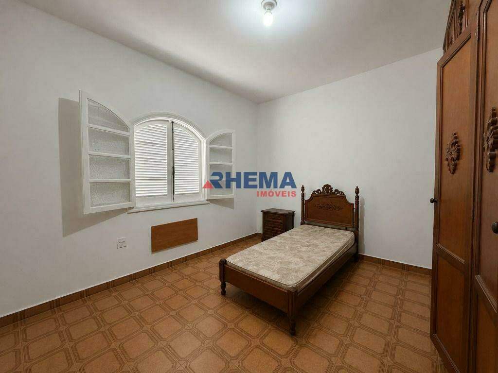 Sobrado à venda no Aparecida: 