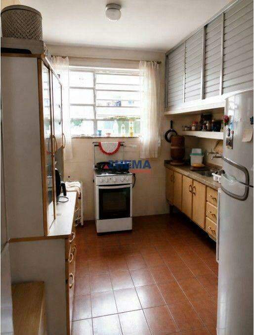 Casa à venda no Embaré: 