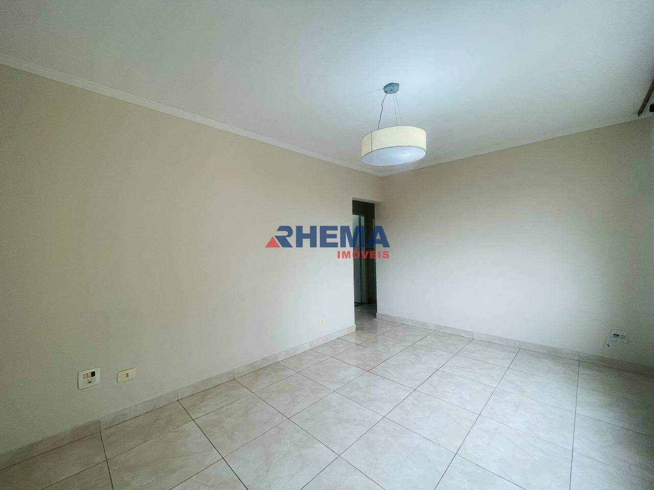 Apartamento à venda no Aparecida: 2