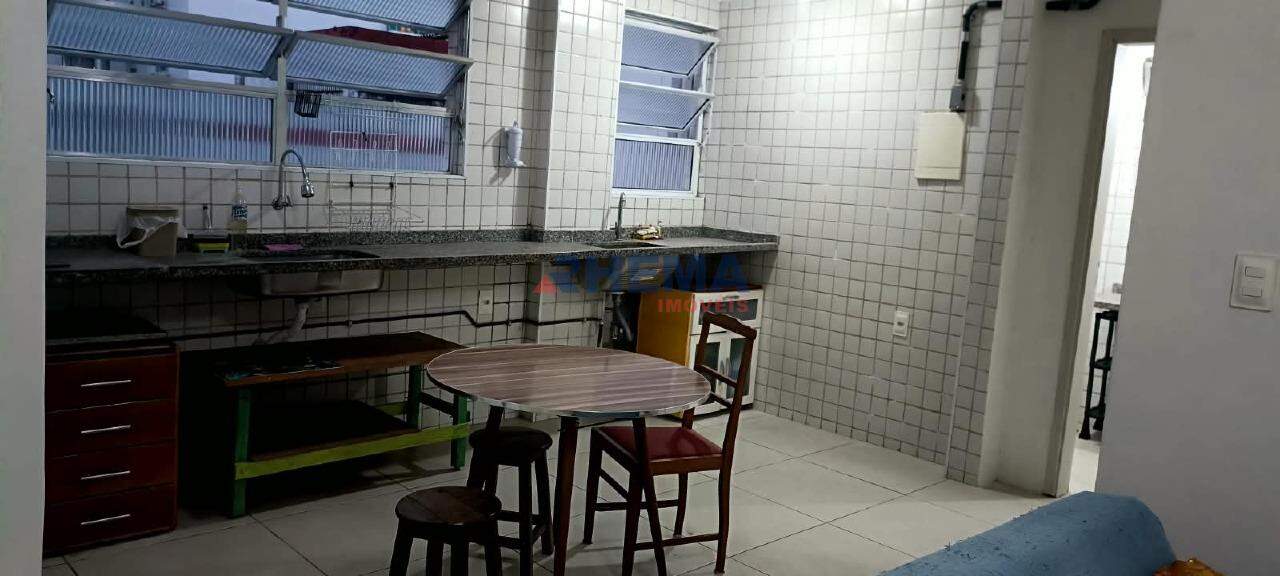 Apartamento à venda no Embaré: 