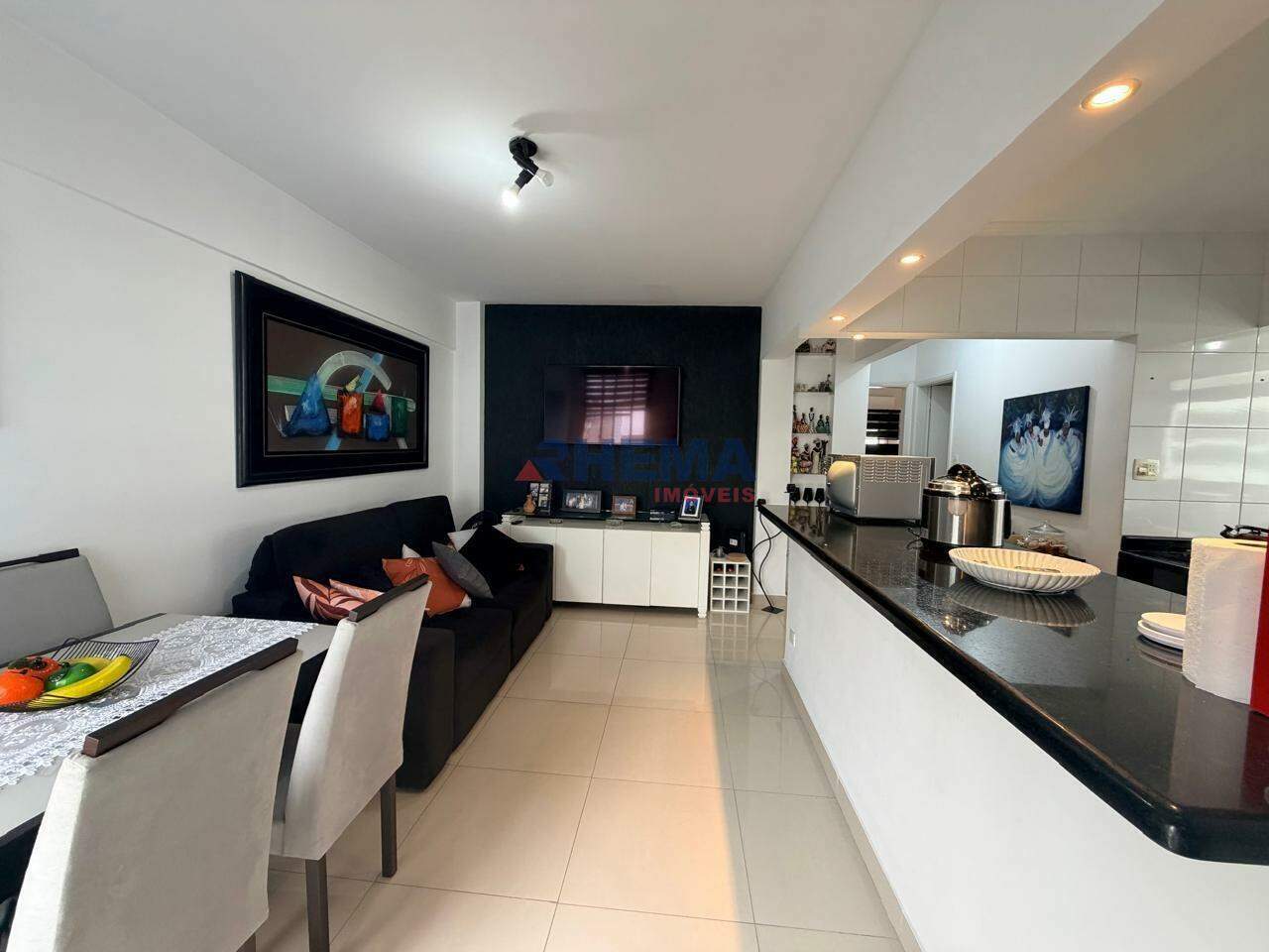 Apartamento à venda no Embaré: 