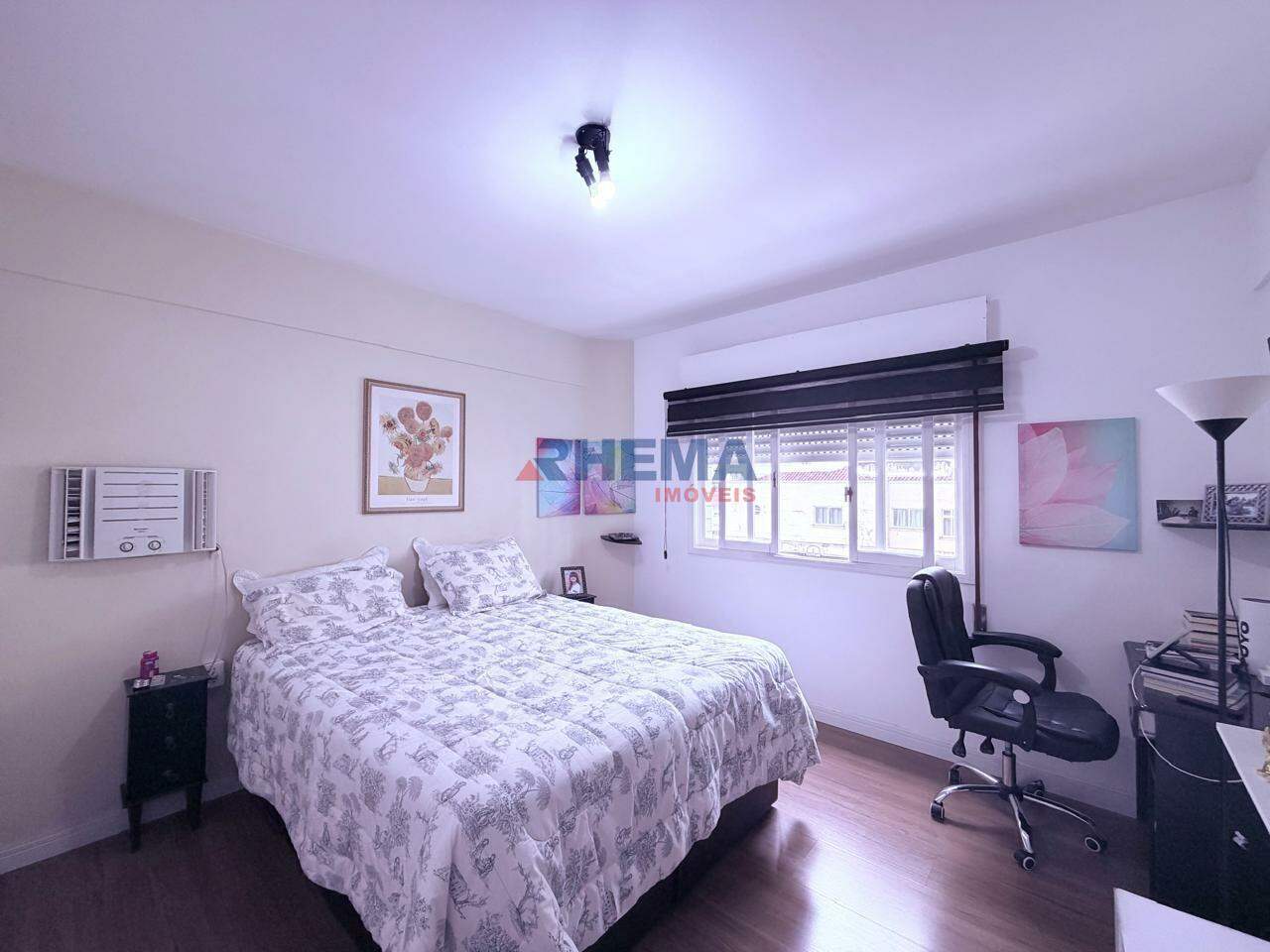 Apartamento à venda no Embaré: 