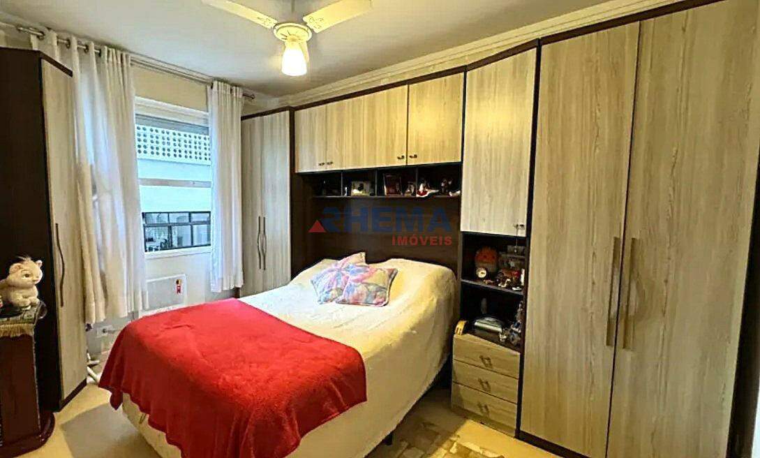 Apartamento à venda no Ponta da Praia: 
