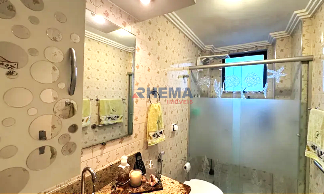 Apartamento à venda no Ponta da Praia: 