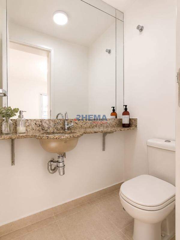 Apartamento à venda no Ponta da Praia: 