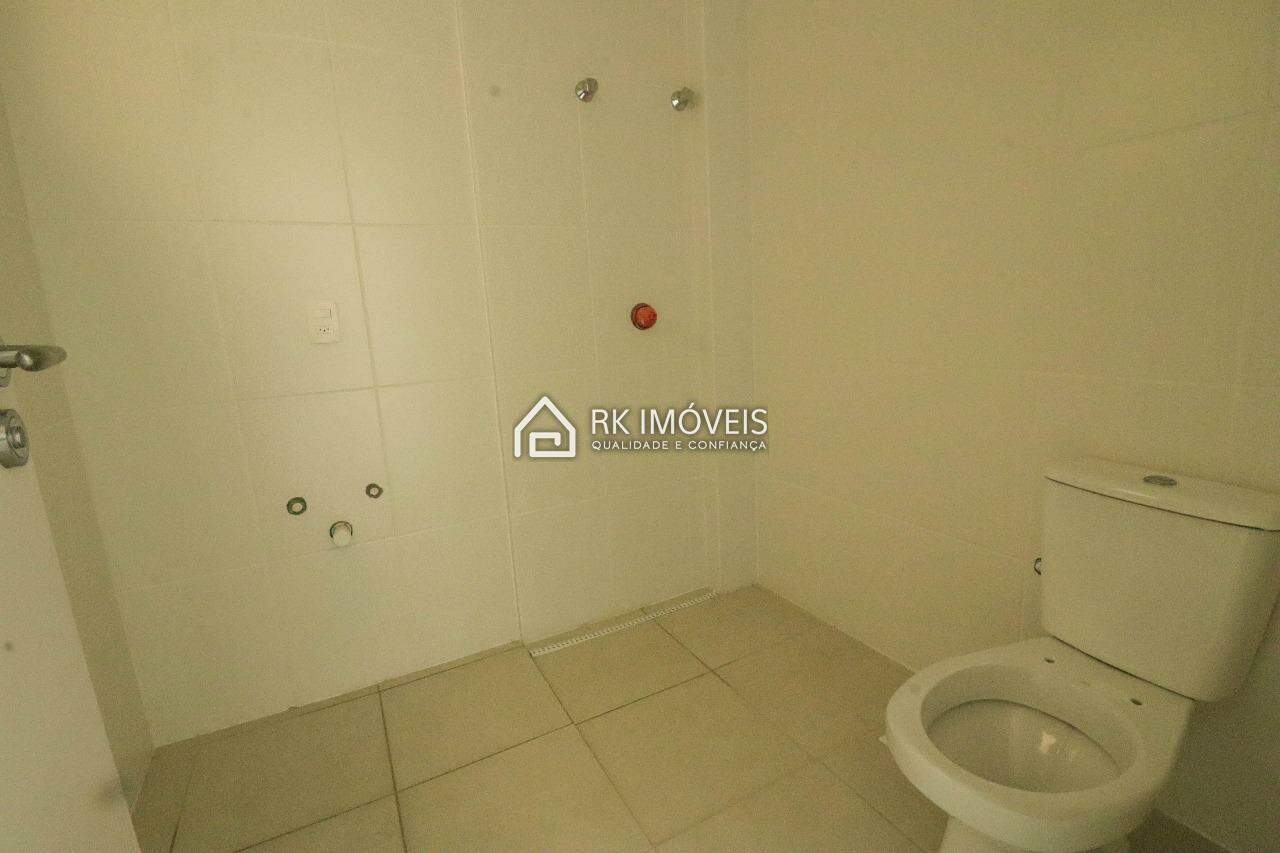 Apartamento para aluguel no Ingleses do Rio Vermelho: 
