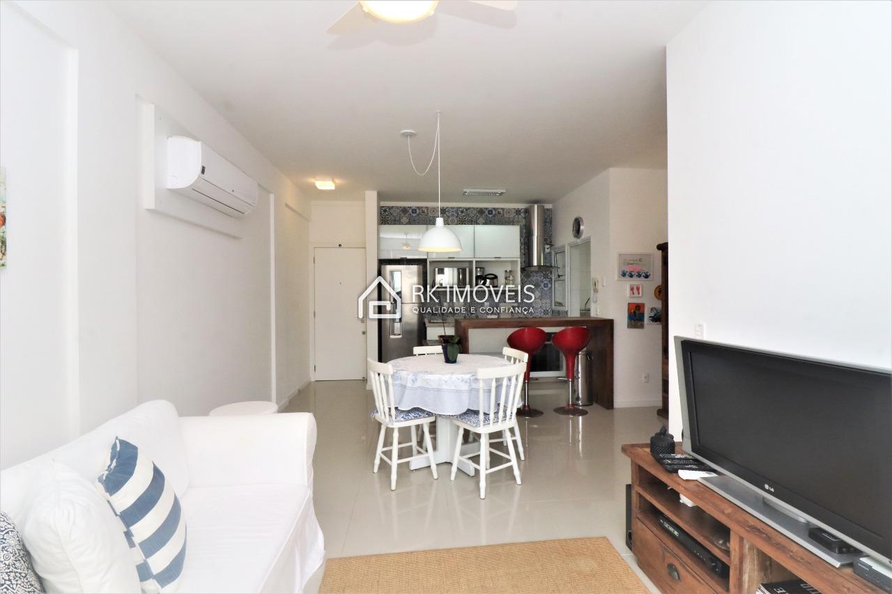 Apartamento à venda no Ingleses do Rio Vermelho: 