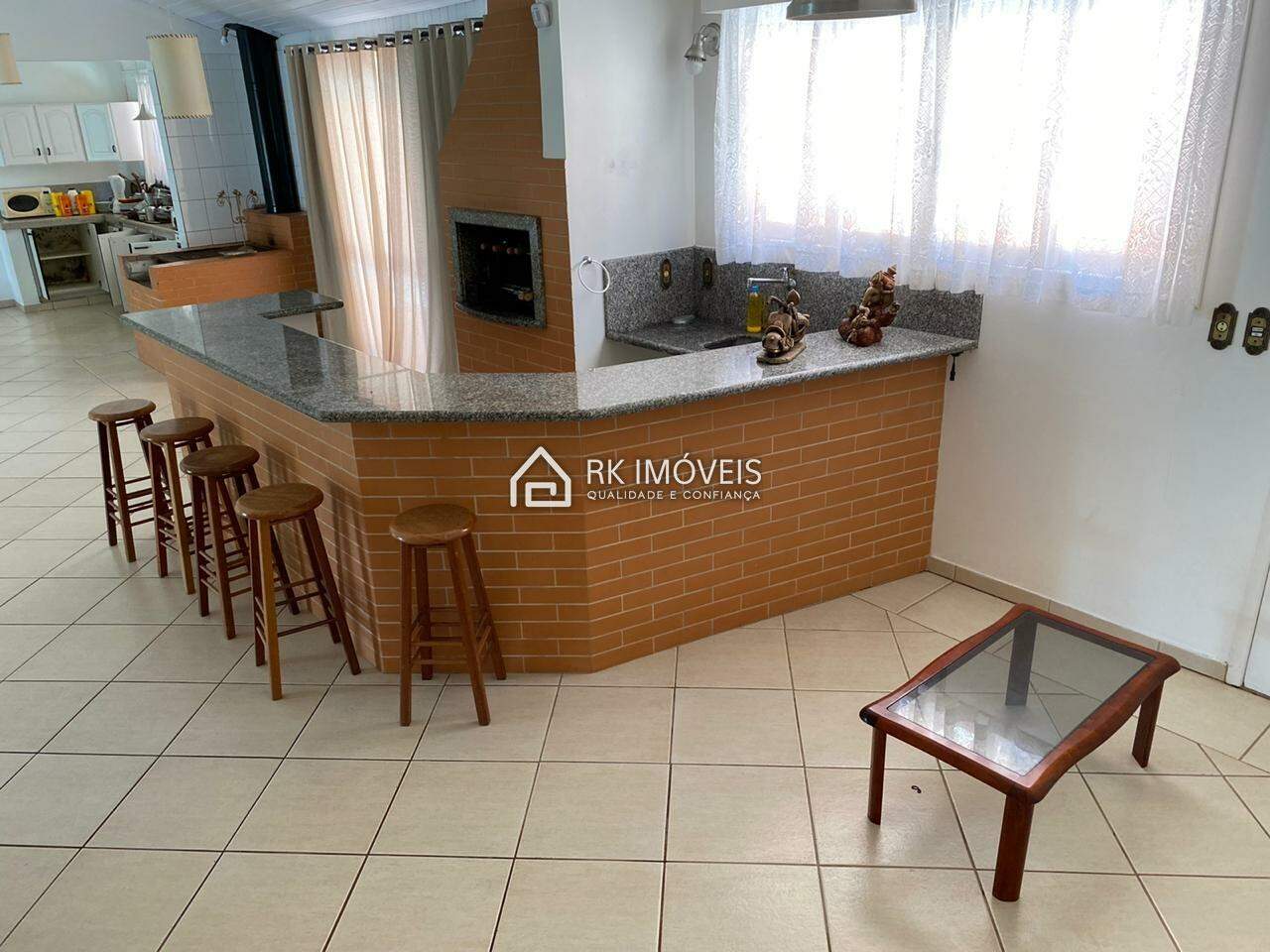 Casa en venta, 4 habitaciones, 2 suites, 10 plazas de garaje, Vargem Grande - Florianópolis/SC - 13