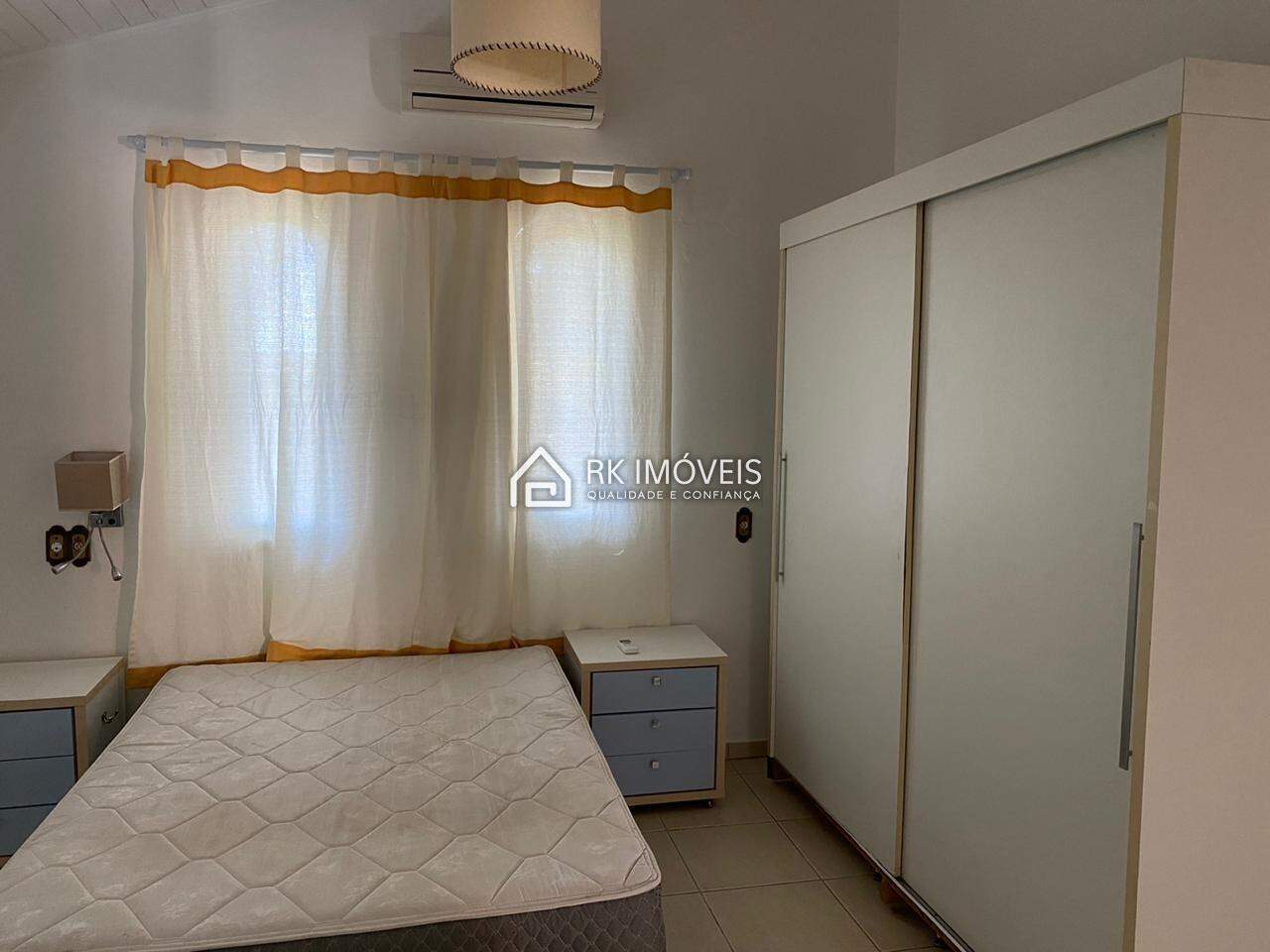 Casa en venta, 4 habitaciones, 2 suites, 10 plazas de garaje, Vargem Grande - Florianópolis/SC - 25