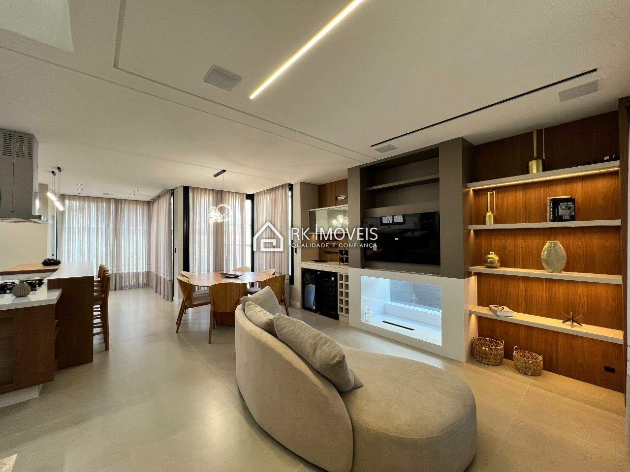 Casa en venta, 3 dormitorios, 3 suites, 2 plazas de garaje, Ingleses do Rio Vermelho - Florianópolis/SC - 7