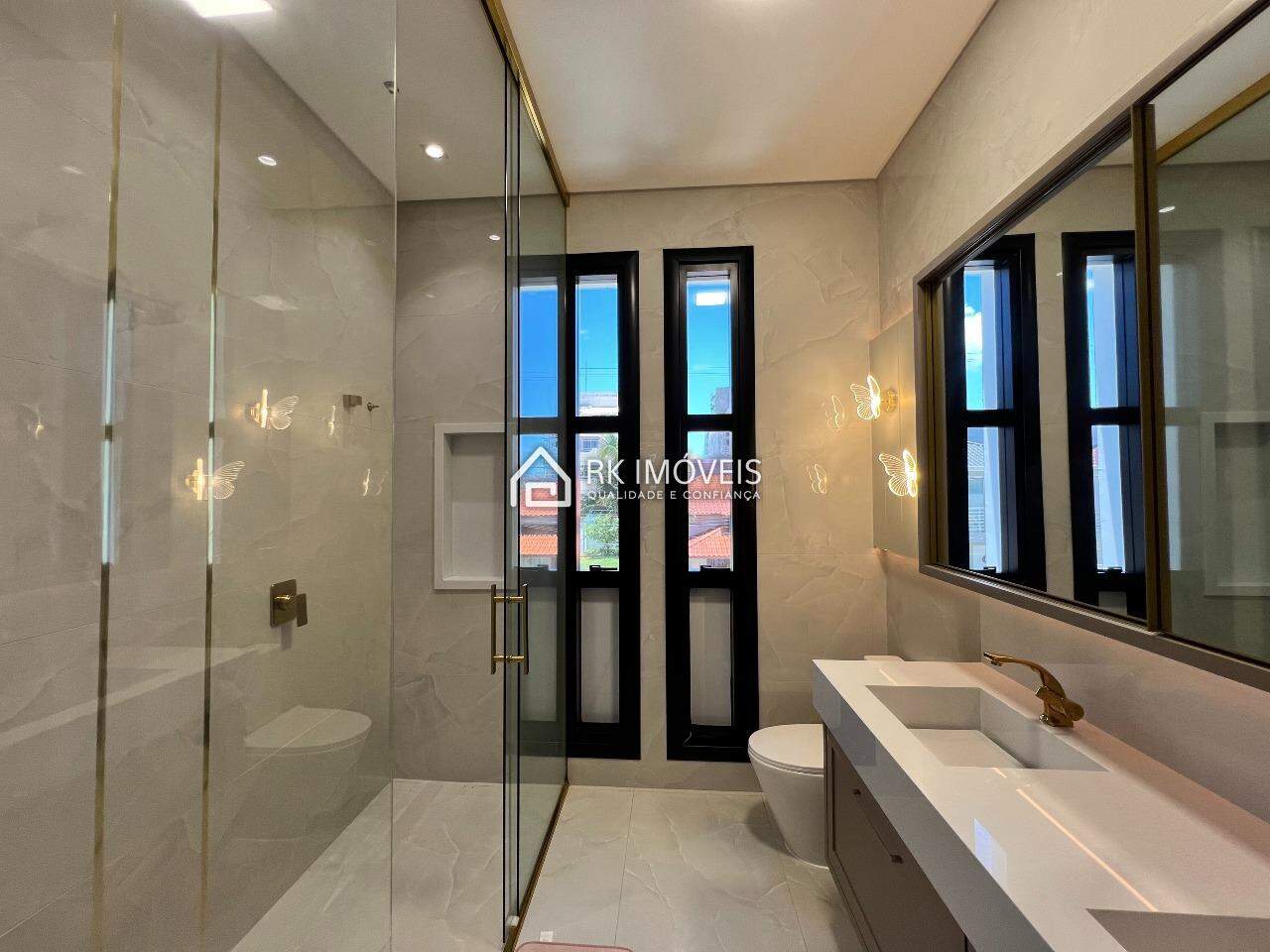 Casa en venta, 3 dormitorios, 3 suites, 2 plazas de garaje, Ingleses do Rio Vermelho - Florianópolis/SC - 23