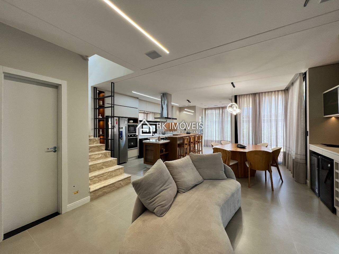 Casa en venta, 3 dormitorios, 3 suites, 2 plazas de garaje, Ingleses do Rio Vermelho - Florianópolis/SC - 6