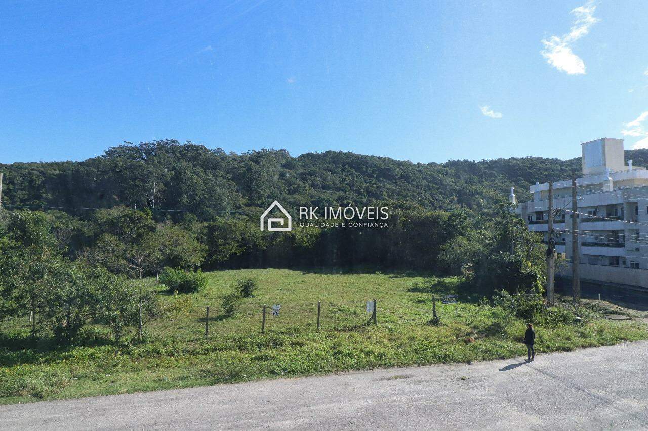 Apartamento en venta, 2 dormitorios, 1 suite, 1 plaza de garaje, Ingleses do Rio Vermelho - Florianópolis/SC - 2