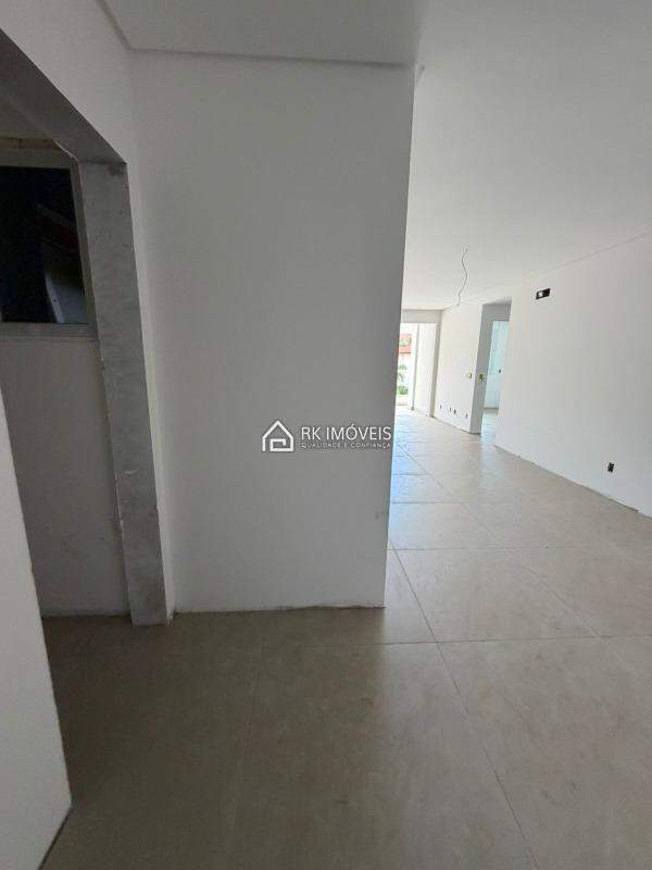 Apartamento à venda no Ingleses do Rio Vermelho: 