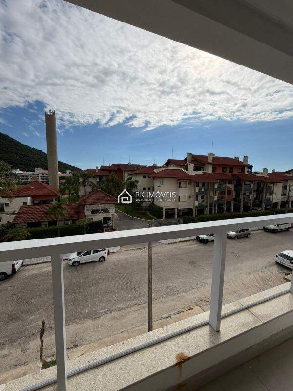 Apartamento à venda no Ingleses do Rio Vermelho: 