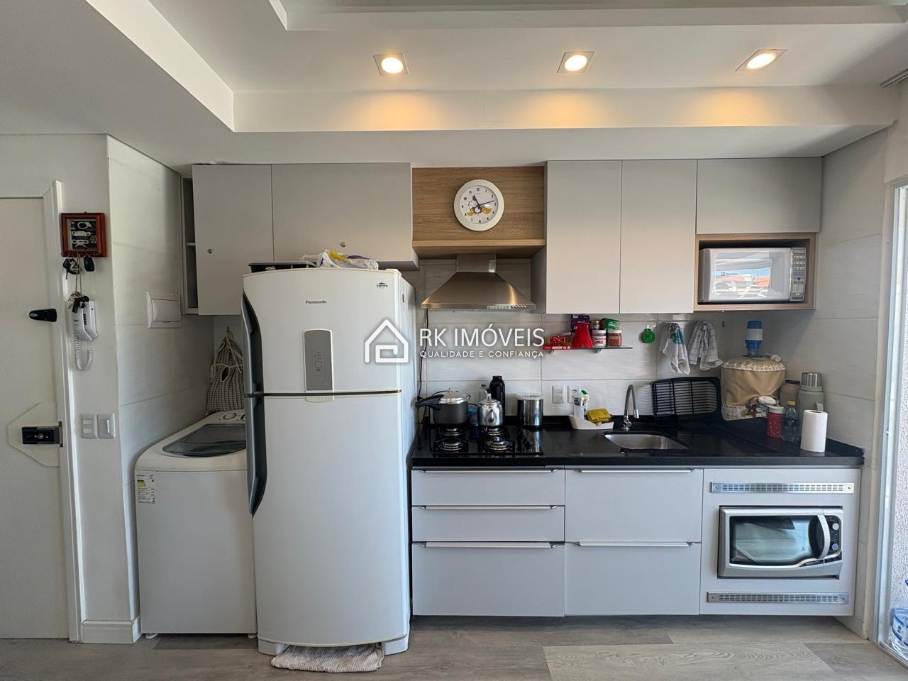 Apartamento à venda no Ingleses do Rio Vermelho: 