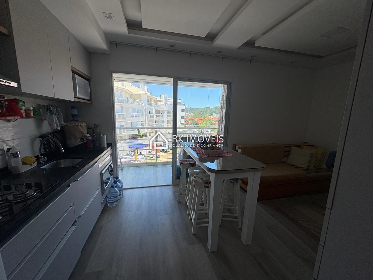 Apartamento à venda no Ingleses do Rio Vermelho: 