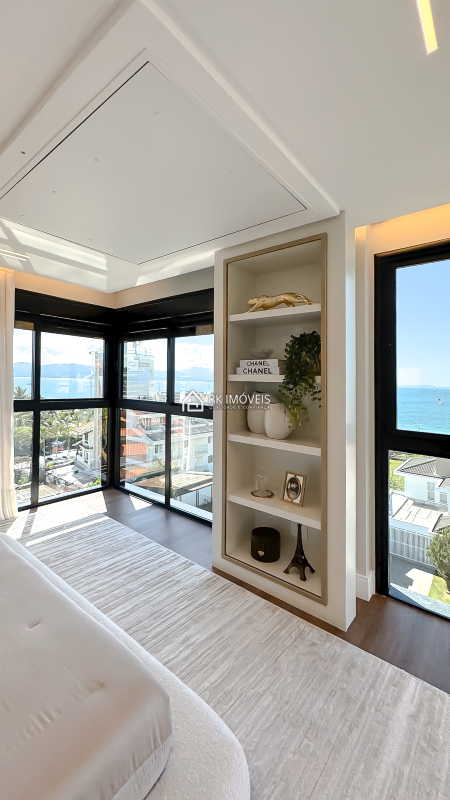 Dúplex en venta, 4 dormitorios, 4 suites, 2 plazas de garaje, Jurerê Internacional - Florianópolis/SC - 31