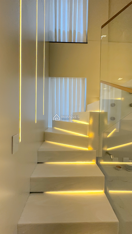 Dúplex en venta, 4 dormitorios, 4 suites, 2 plazas de garaje, Jurerê Internacional - Florianópolis/SC - 21