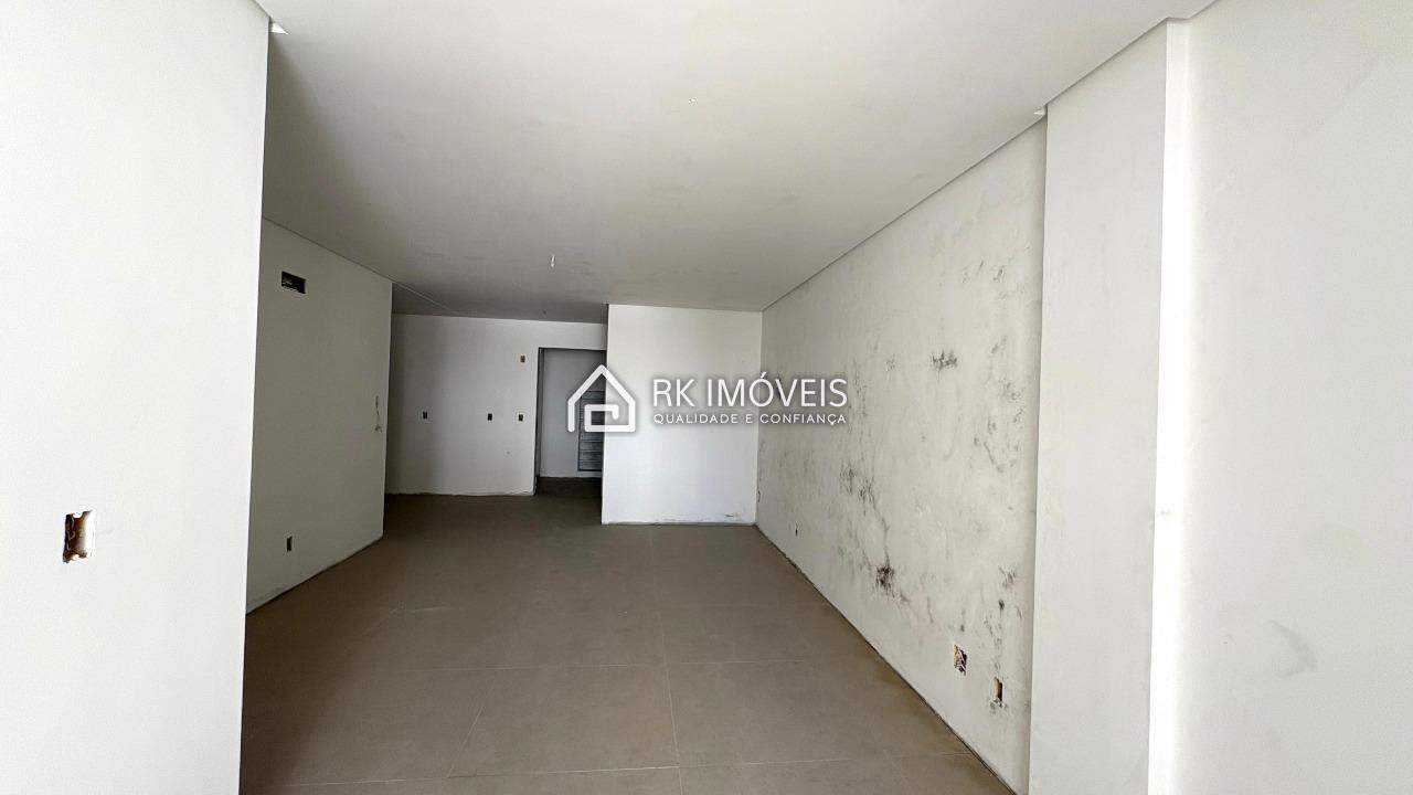 Apartamento à venda no Ingleses do Rio Vermelho: 