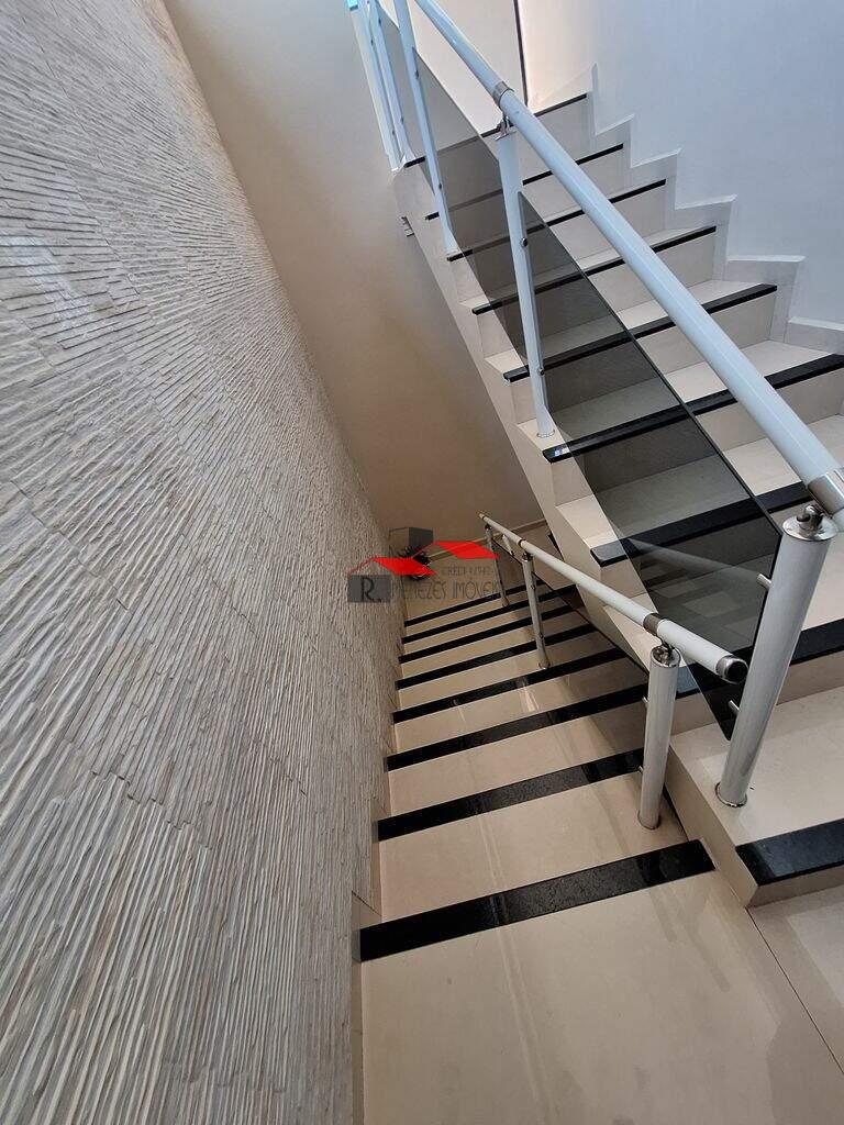 Casa à venda no Vila Dionisia: 