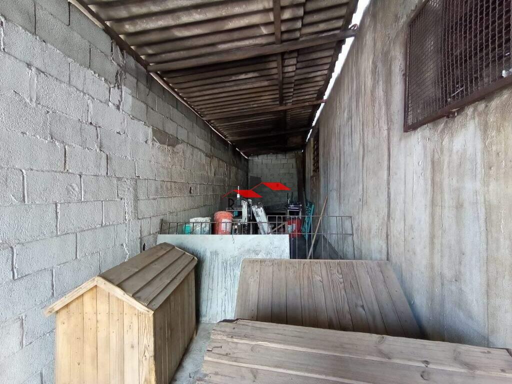 Galpão à venda no Jardim Presidente Dutra: 