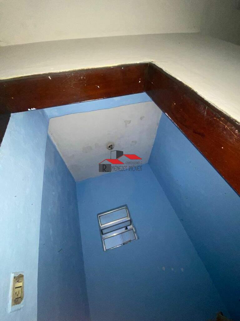 Casa à venda no Limoeiro: 