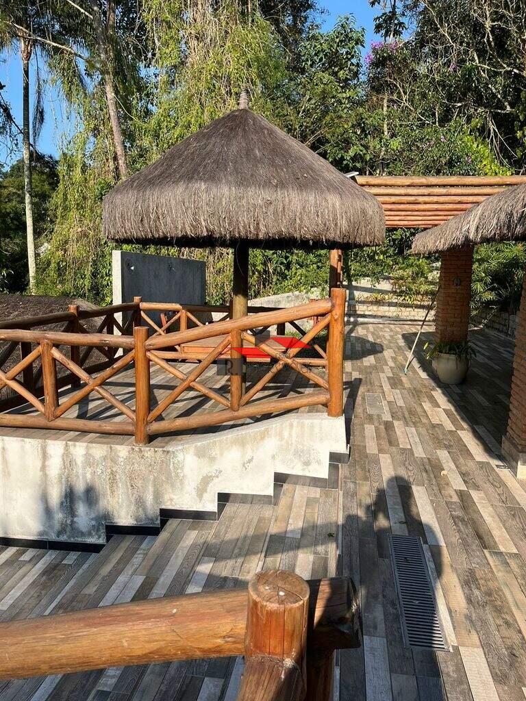 Chácara à venda no Chácaras Copaco: 