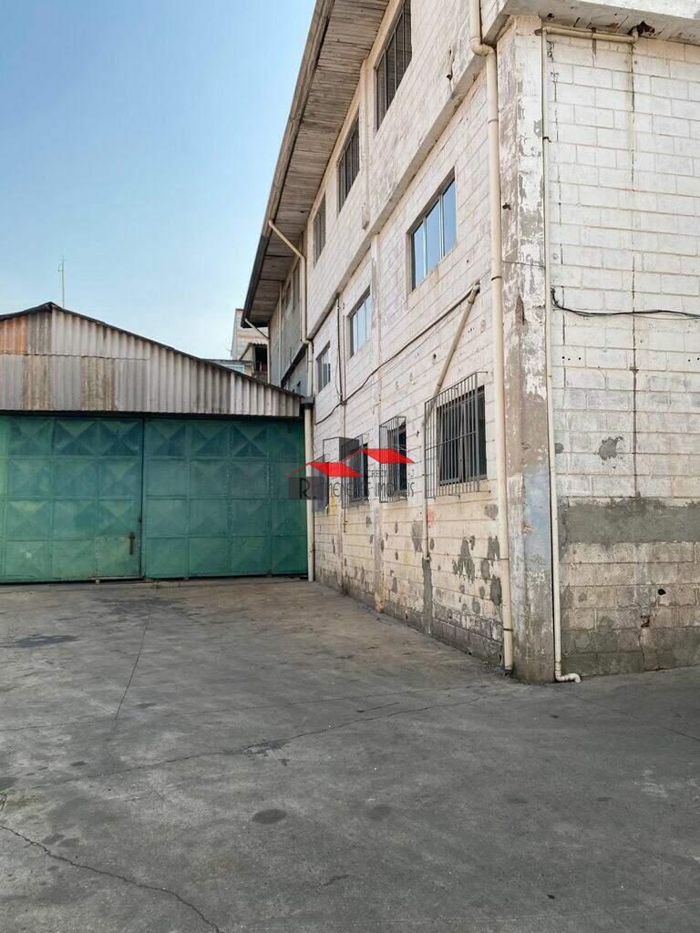 Galpão à venda no Alves Dias: 