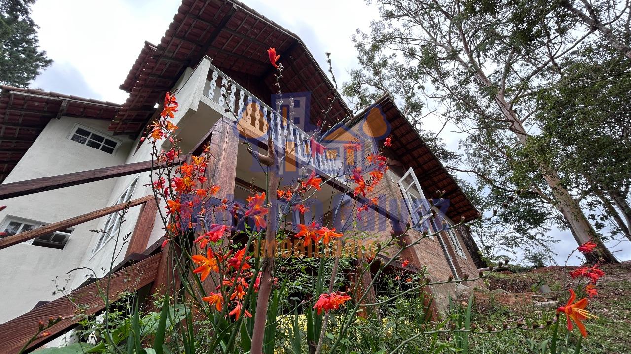 Casa à venda no Mury: 