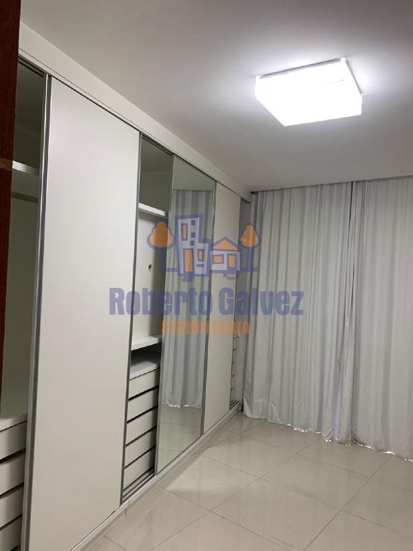 Casa à venda no Centro: 