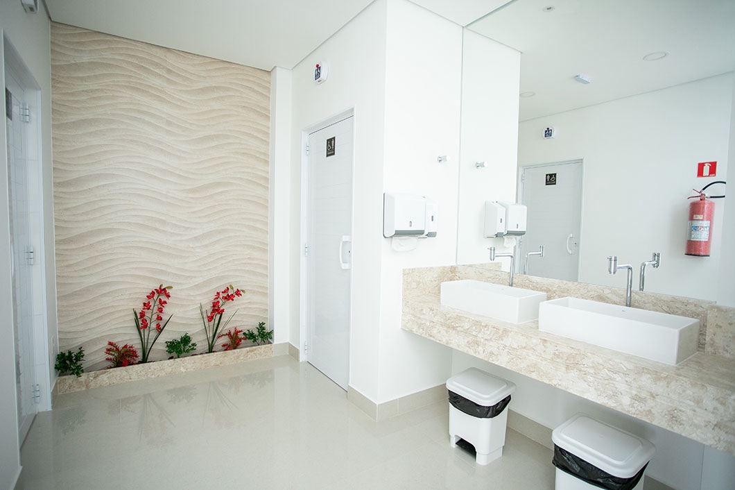 Hall-Banheiros-Salão-de-Festas