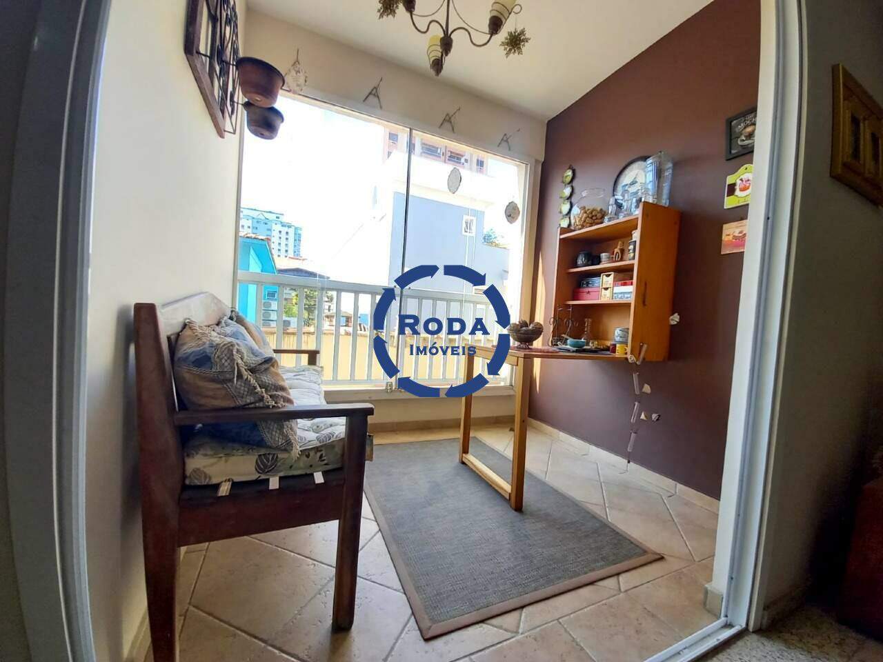 Sobrado de Condomínio à venda no Embaré: 