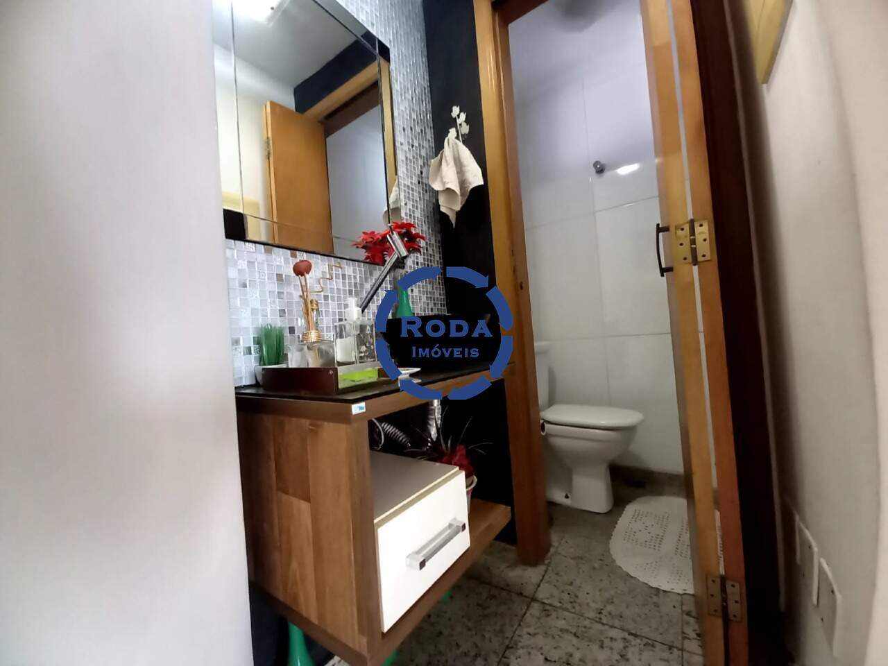 Sobrado de Condomínio à venda no Embaré: 