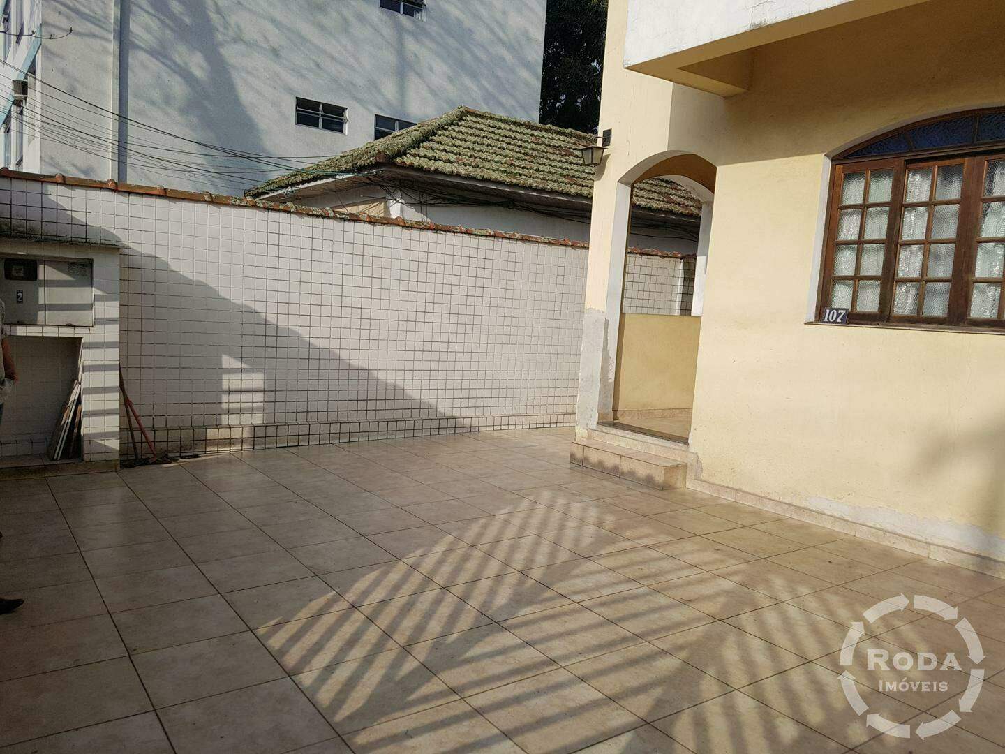 Casa à venda no Ponta da Praia: 