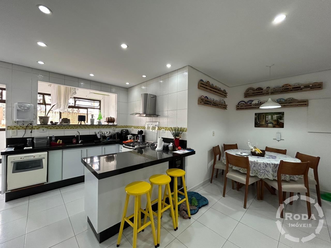 Apartamento à venda no Ponta da Praia: 