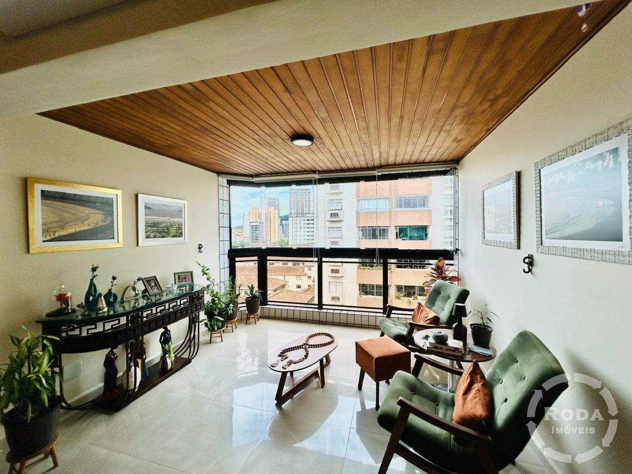 Apartamento à venda no Ponta da Praia: 