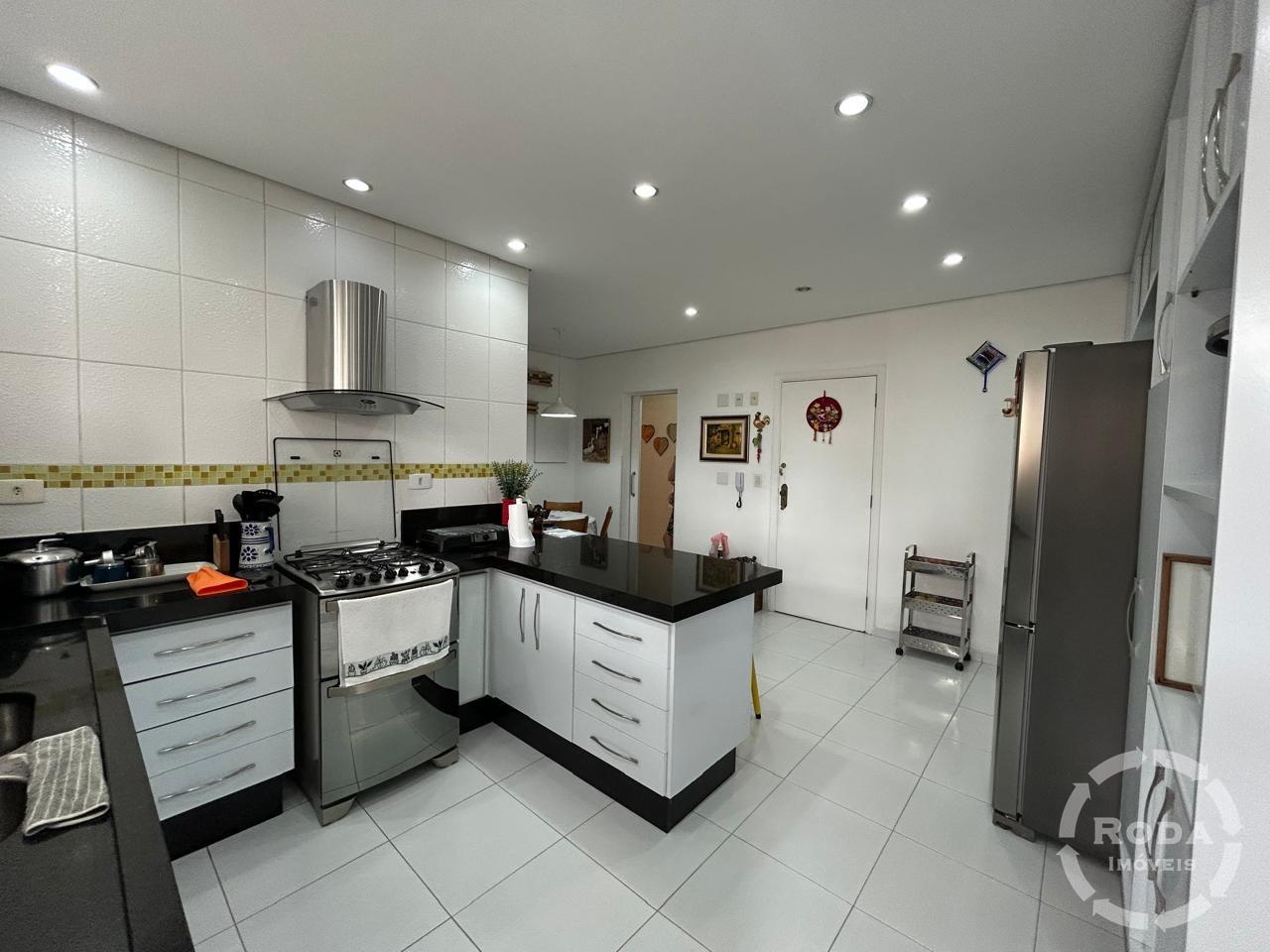 Apartamento à venda no Ponta da Praia: 