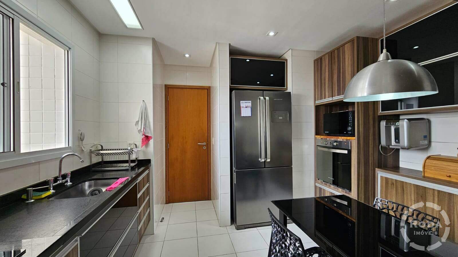 Apartamento à venda no Ponta da Praia: 