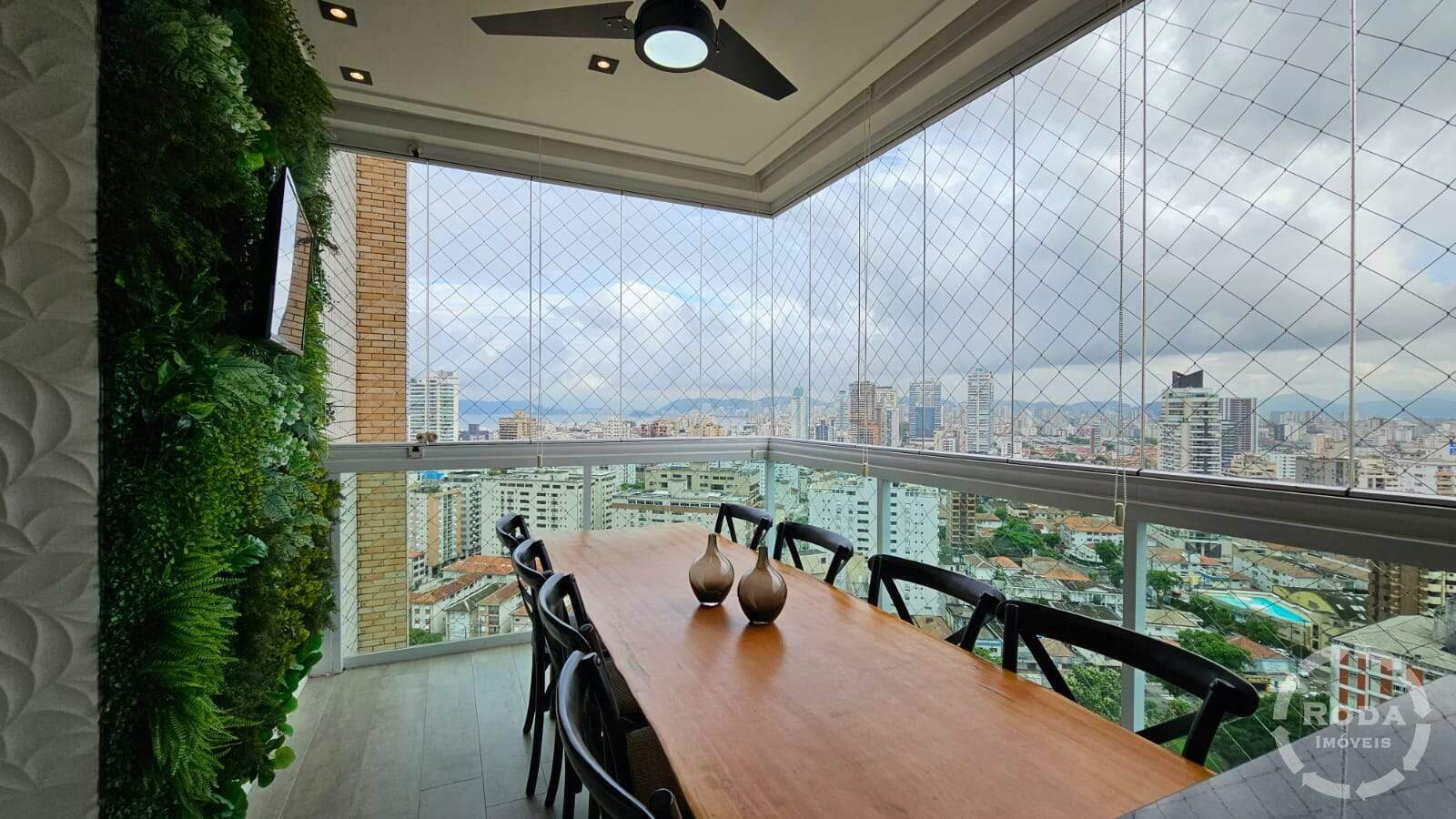 Apartamento à venda no Ponta da Praia: 