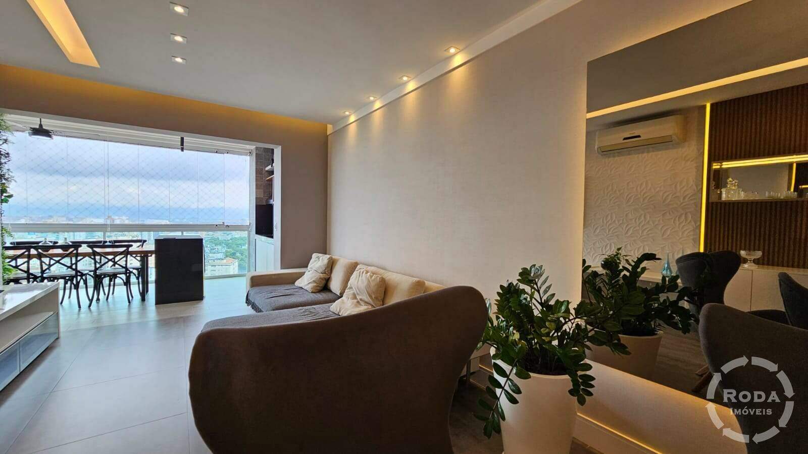 Apartamento à venda no Ponta da Praia: 