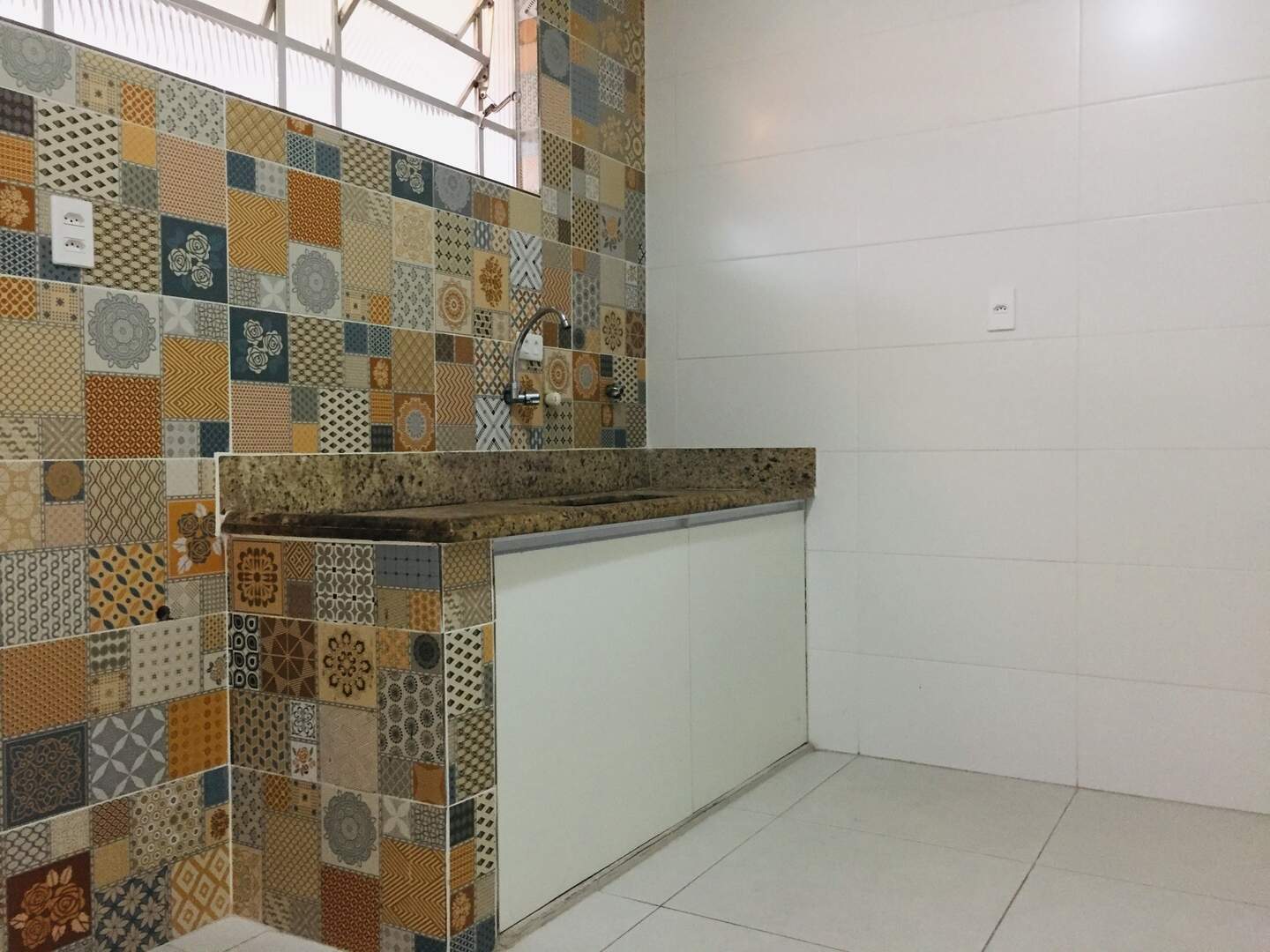Apartamento para aluguel no Embaré: