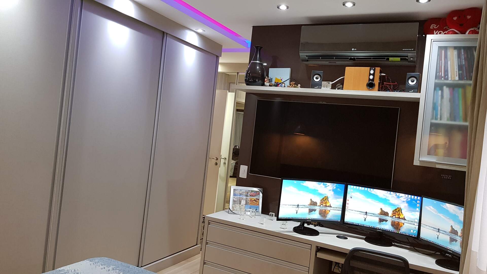 Apartamento à venda no Embaré: 